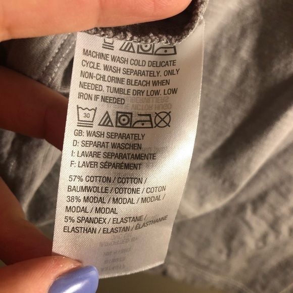 3/$25 🙌🏼 AnyBody Gray Cotton Modal Blend Tie Front Top Small - Picture 6 of 7